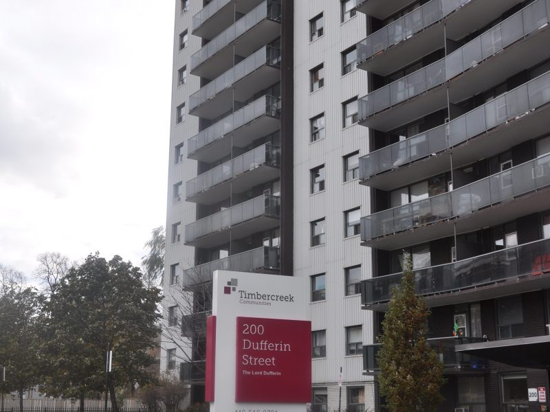 200 Dufferin Street
